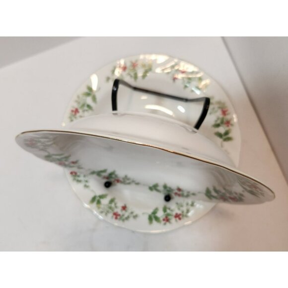 Gibson Housewares Christmas Charm Delight Holly Berry Rimmed Soup Bowls Set of 4 - Picture 3 of 10